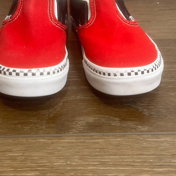 Vans Red/Black Youth Slip On Sneaker, Checkered Accent, Size 3, Canvas, Comfort - Picture 4 of 9